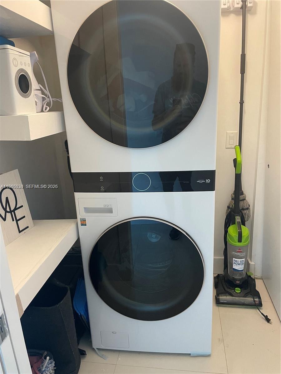 ARTECH RESIDENCES AT AVEN - Residential Lease