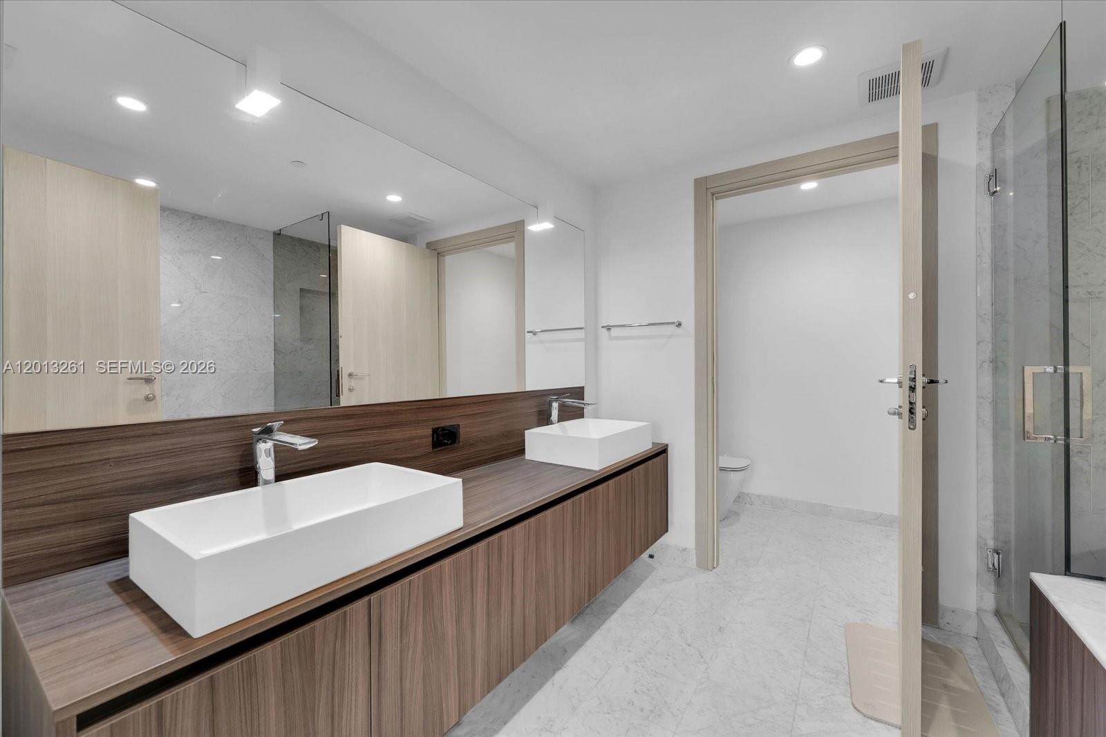 BRICKELL FLATIRON CONDO - Residential Lease