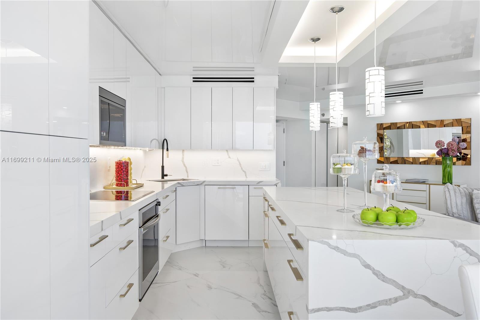 OCEANIA II CONDO - Residential