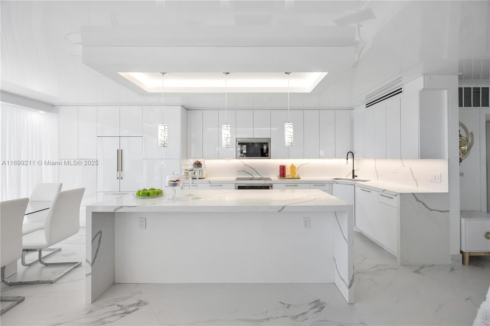 OCEANIA II CONDO - Residential