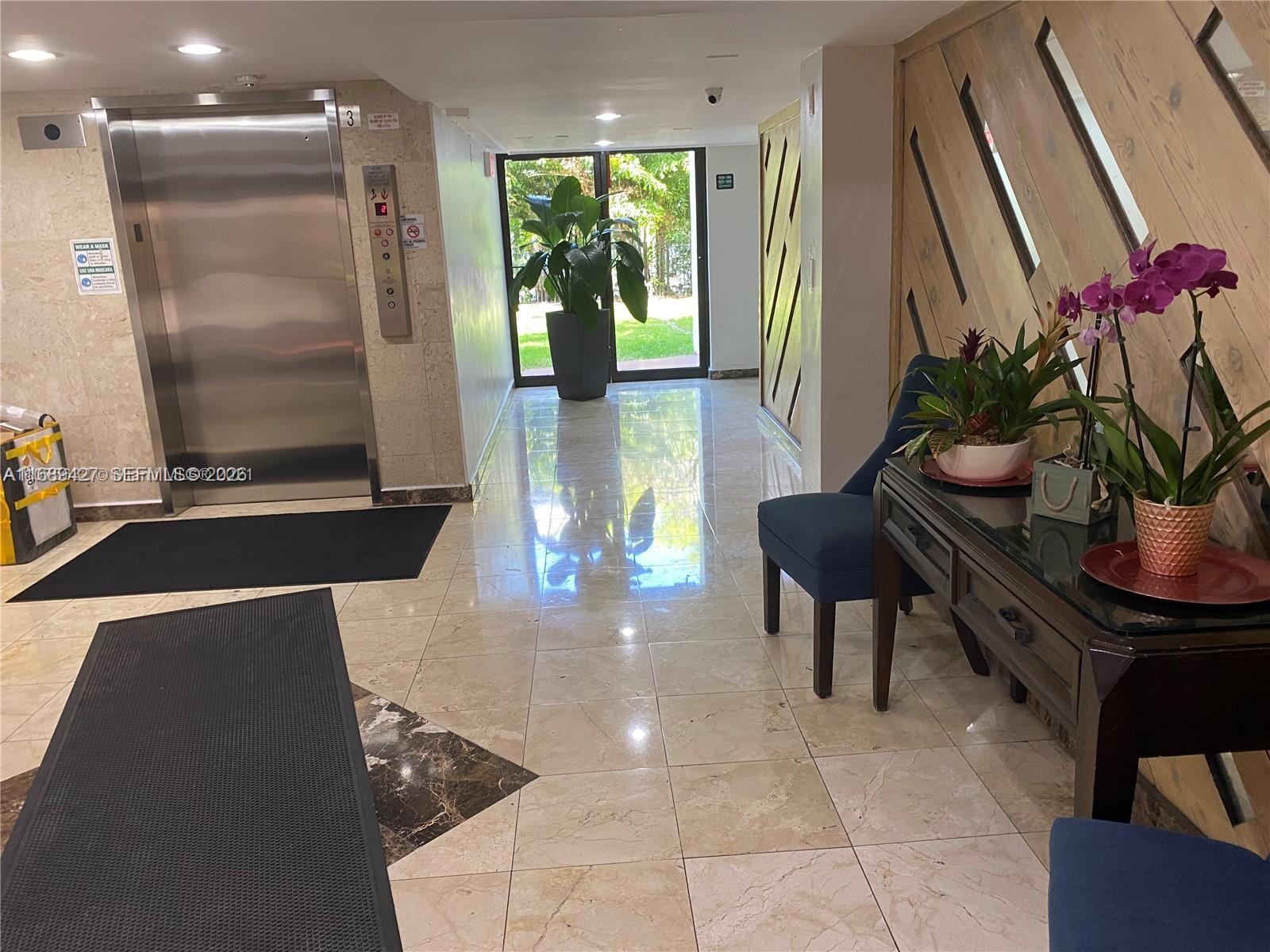 PLAZA OF AMERICAS CONDO P - Residential