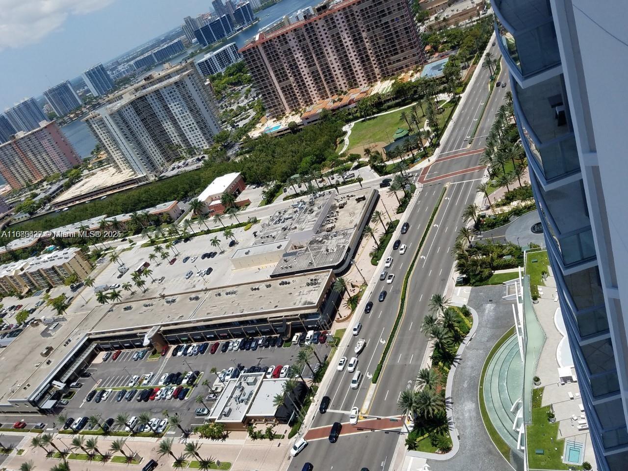 PLAZA OF AMERICAS CONDO P - Residential