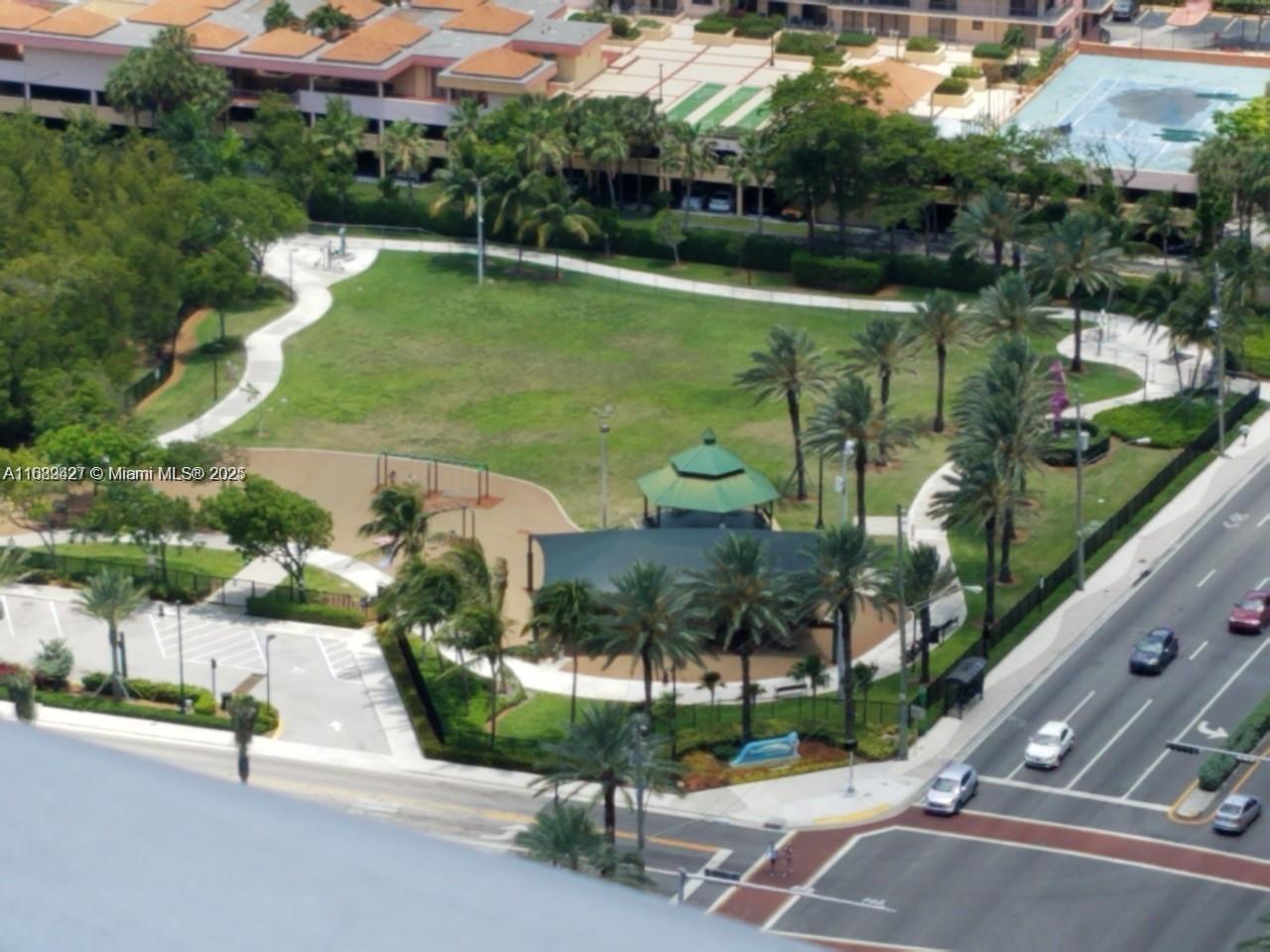 PLAZA OF AMERICAS CONDO P - Residential