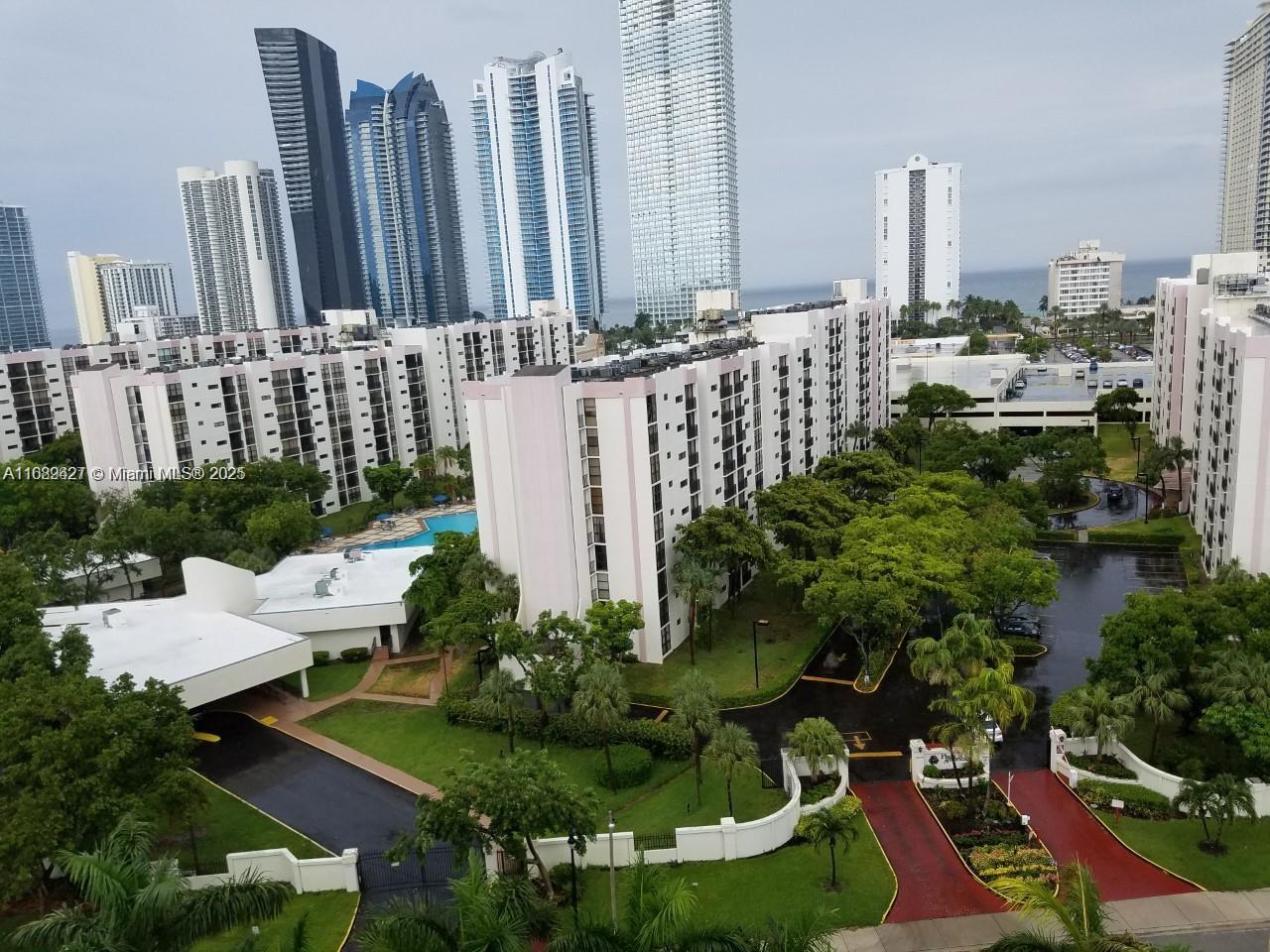 Property for Sale at 17021 N Bay Rd 412-Iv, Sunny Isles Beach, Miami-Dade County, Florida - Bedrooms: 1 
Bathrooms: 2  - $261,250