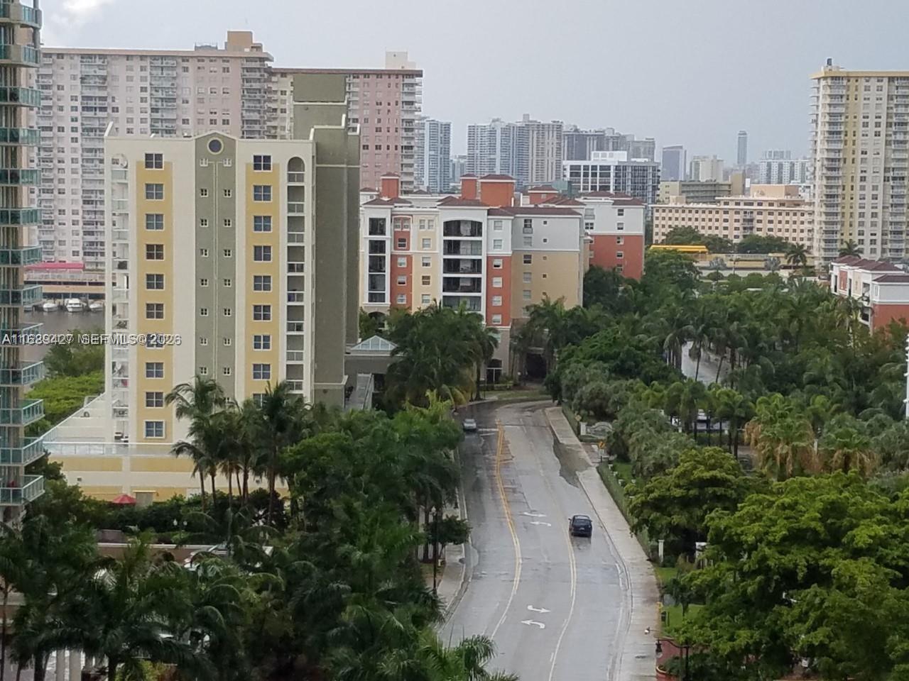 PLAZA OF AMERICAS CONDO P - Residential