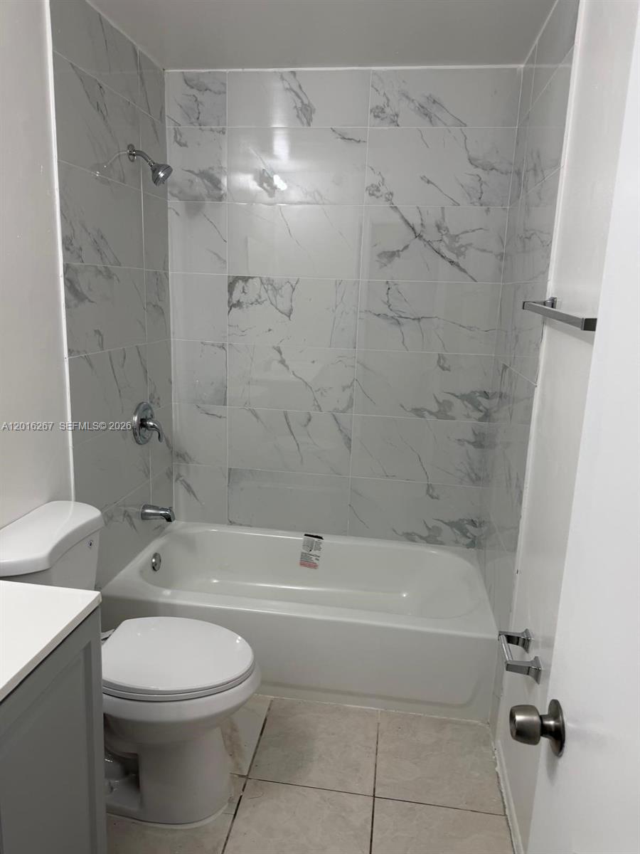 CORAL SPRINGS VILLAS COND - Residential Lease