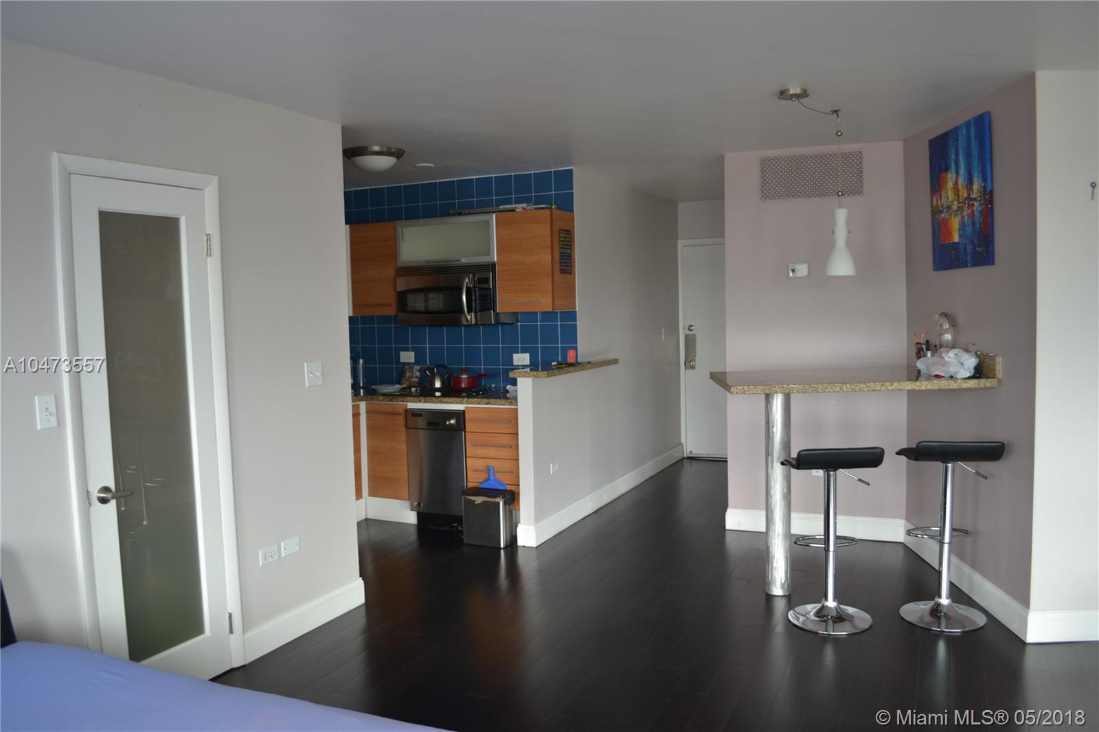 OCTAGON TOWER I - Residential Lease