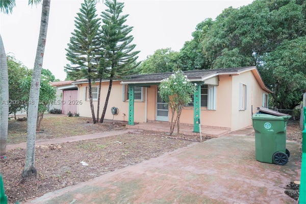 1230 W 35TH ST, HIALEAH, FL 33012 - Image ec03e8fa328ba04a7b9f23c90371ef8b/3475219323