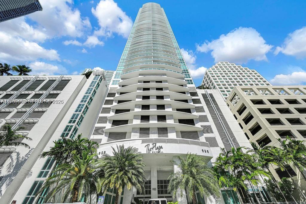 THE PLAZA 851 BRICKELL CO - Residential