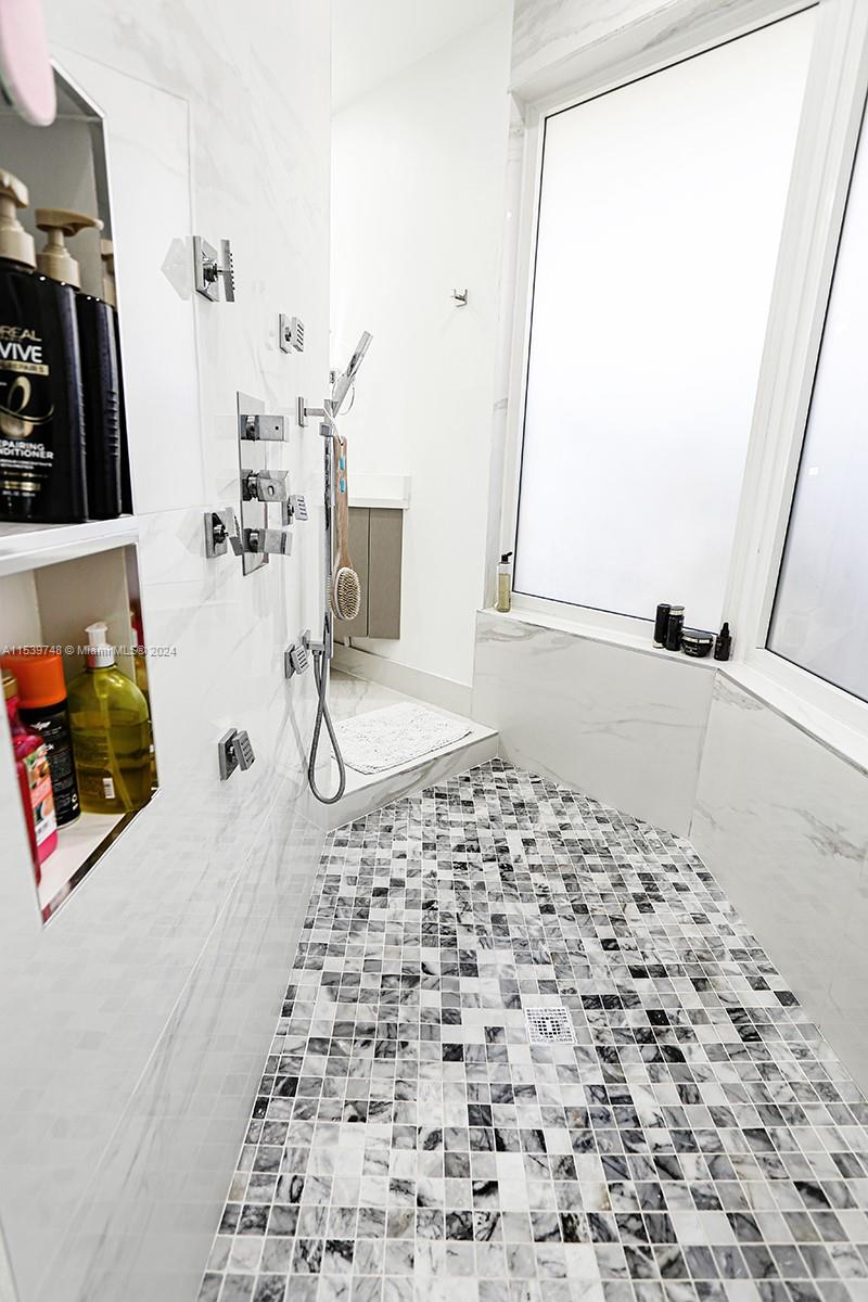 SECTOR 7 - - Residential