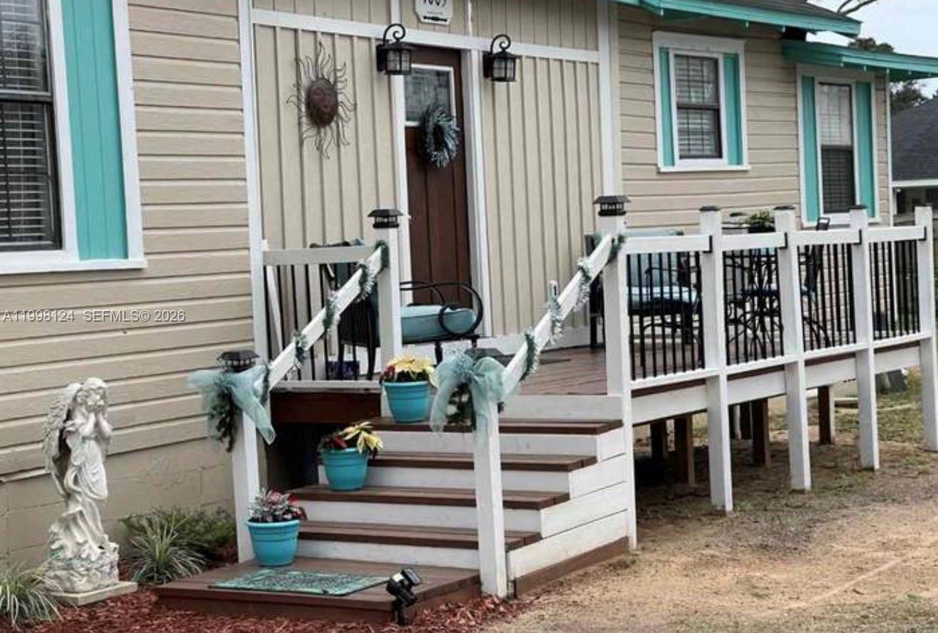 LAKEWOOD - Residential