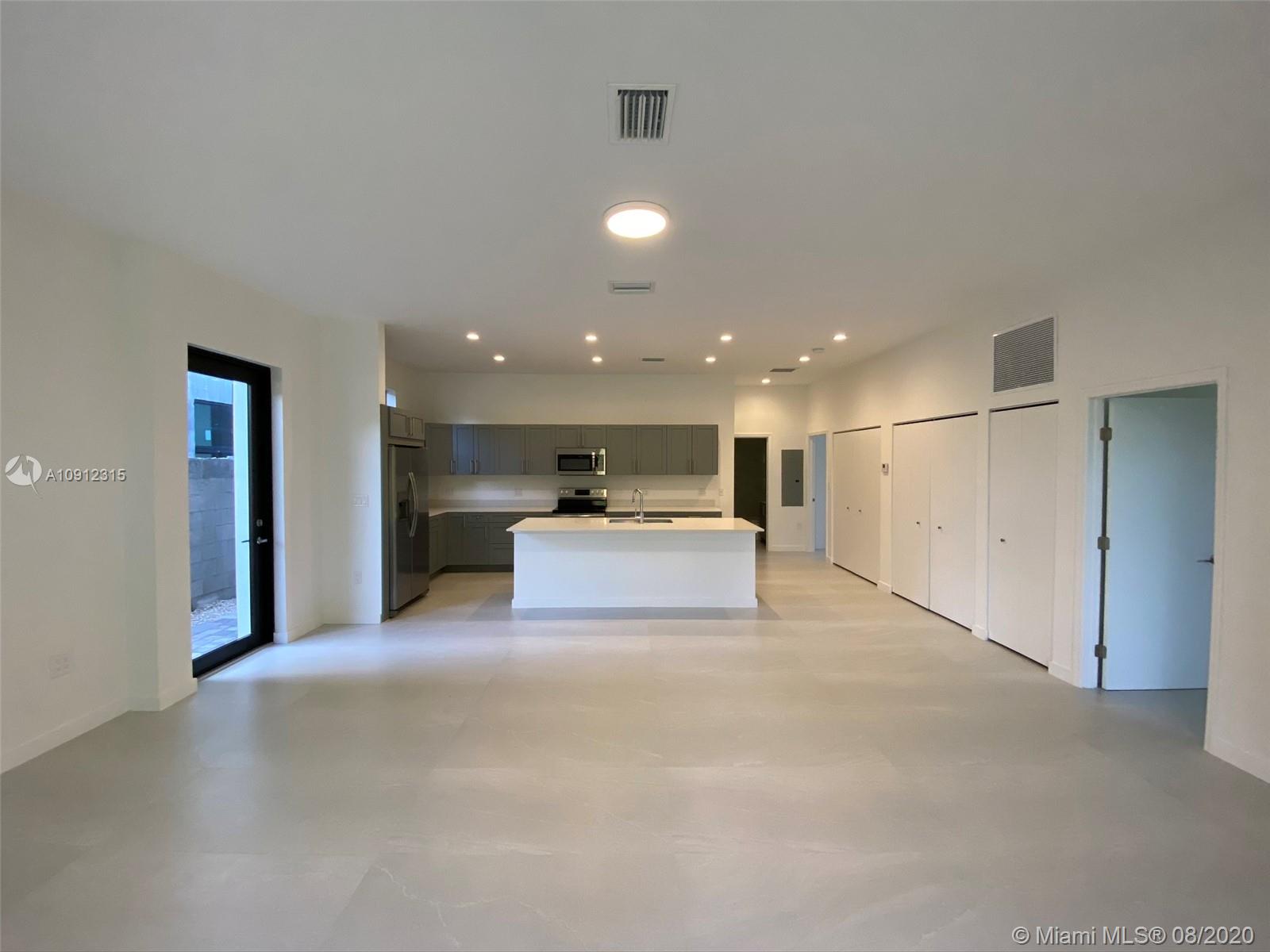 LYNDALE ADDN - Residential Lease