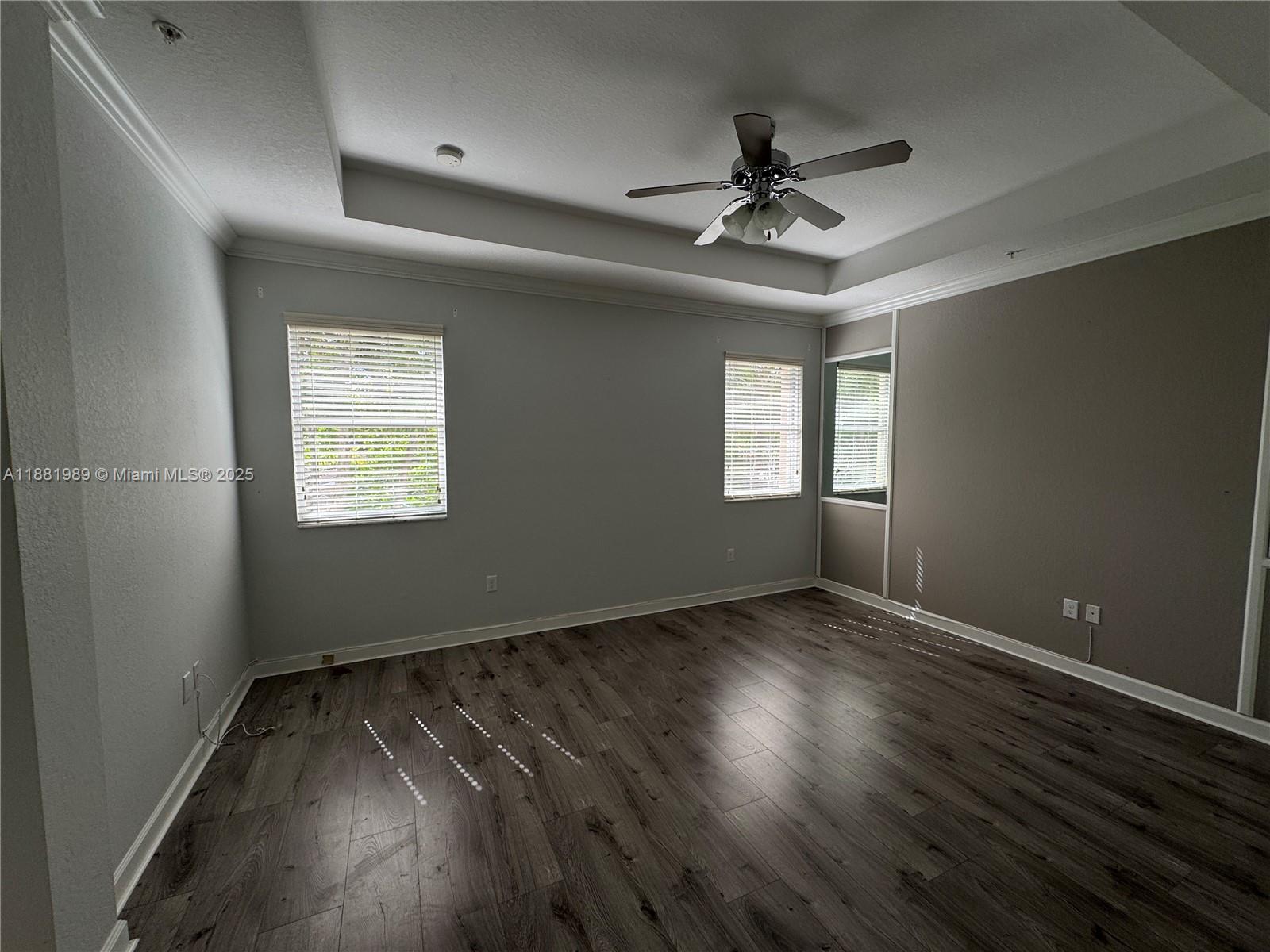 EMERALD CREEK TOWNHOMES - Residential Lease