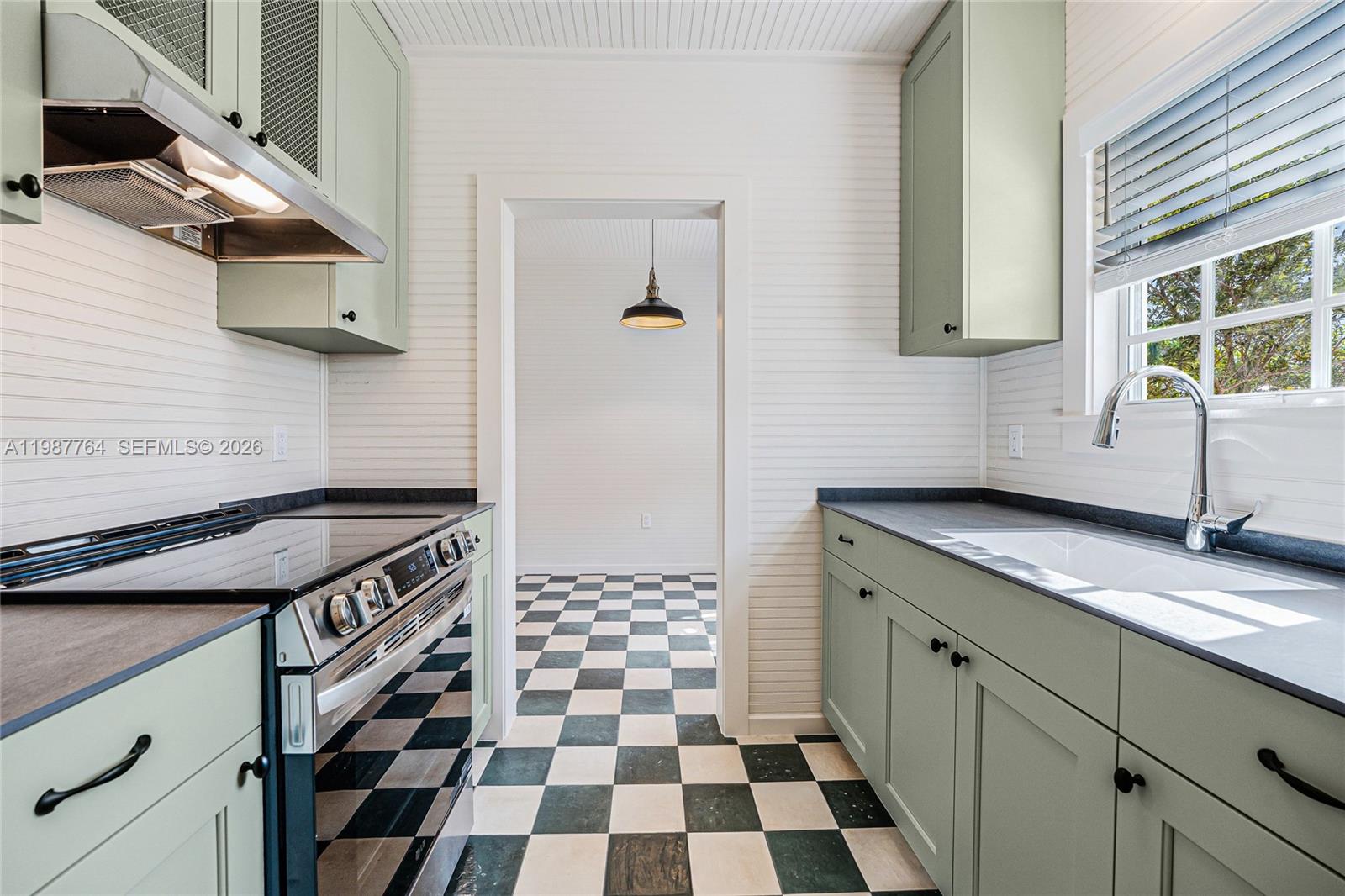 MACFARLANE HOMESTEAD - Residential Lease