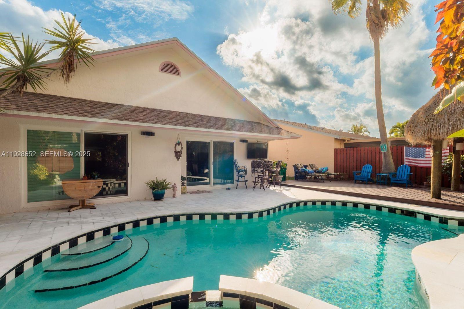 COLONY AT STIRLING - Residential