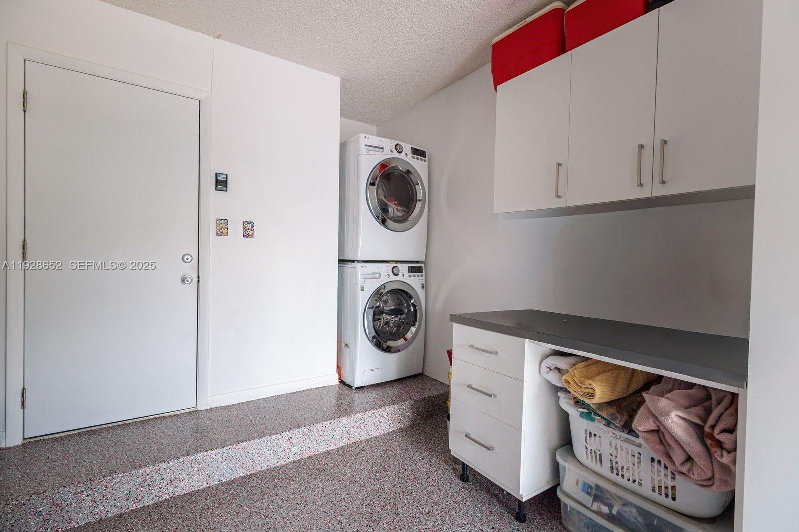 COLONY AT STIRLING - Residential