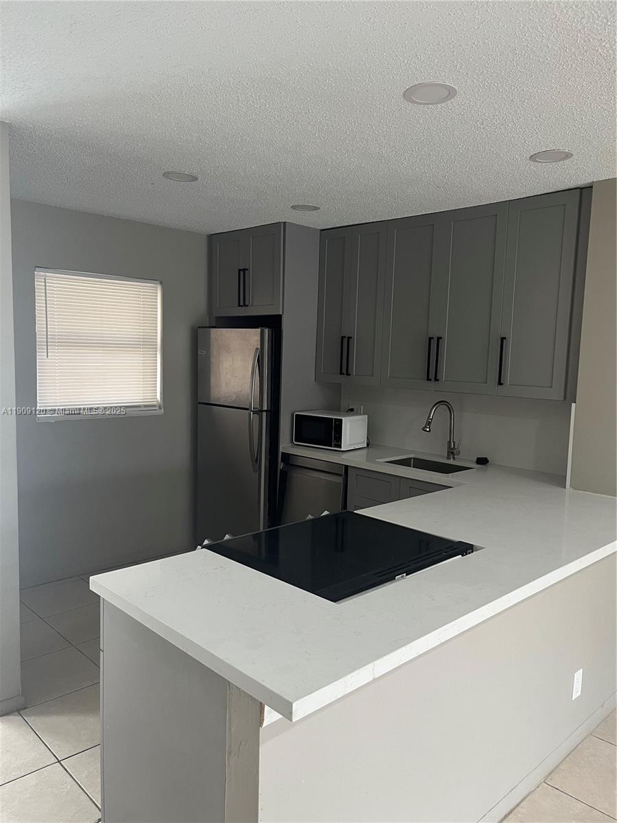 BERKLEY HOUSE OF CARRIAGE - Residential Lease