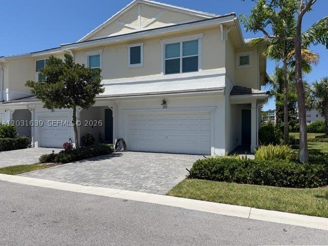 Photo of 581 Sanderling Cir #581, Deerfield Beach, FL 33442 (MLS # A12031639)