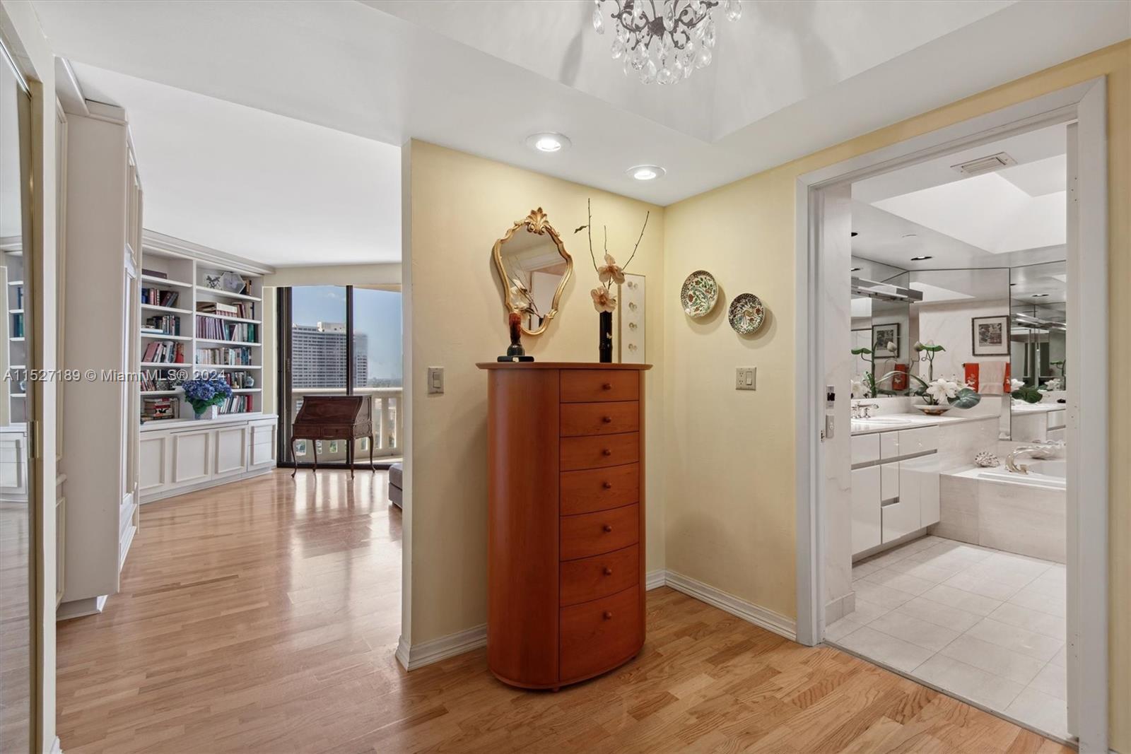 WILLIAMS ISLAND - Residential
