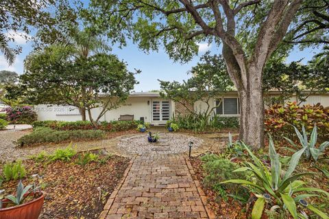 Photo of 19745 SW 244th St, Homestead, FL 33031 (MLS # A11997797)