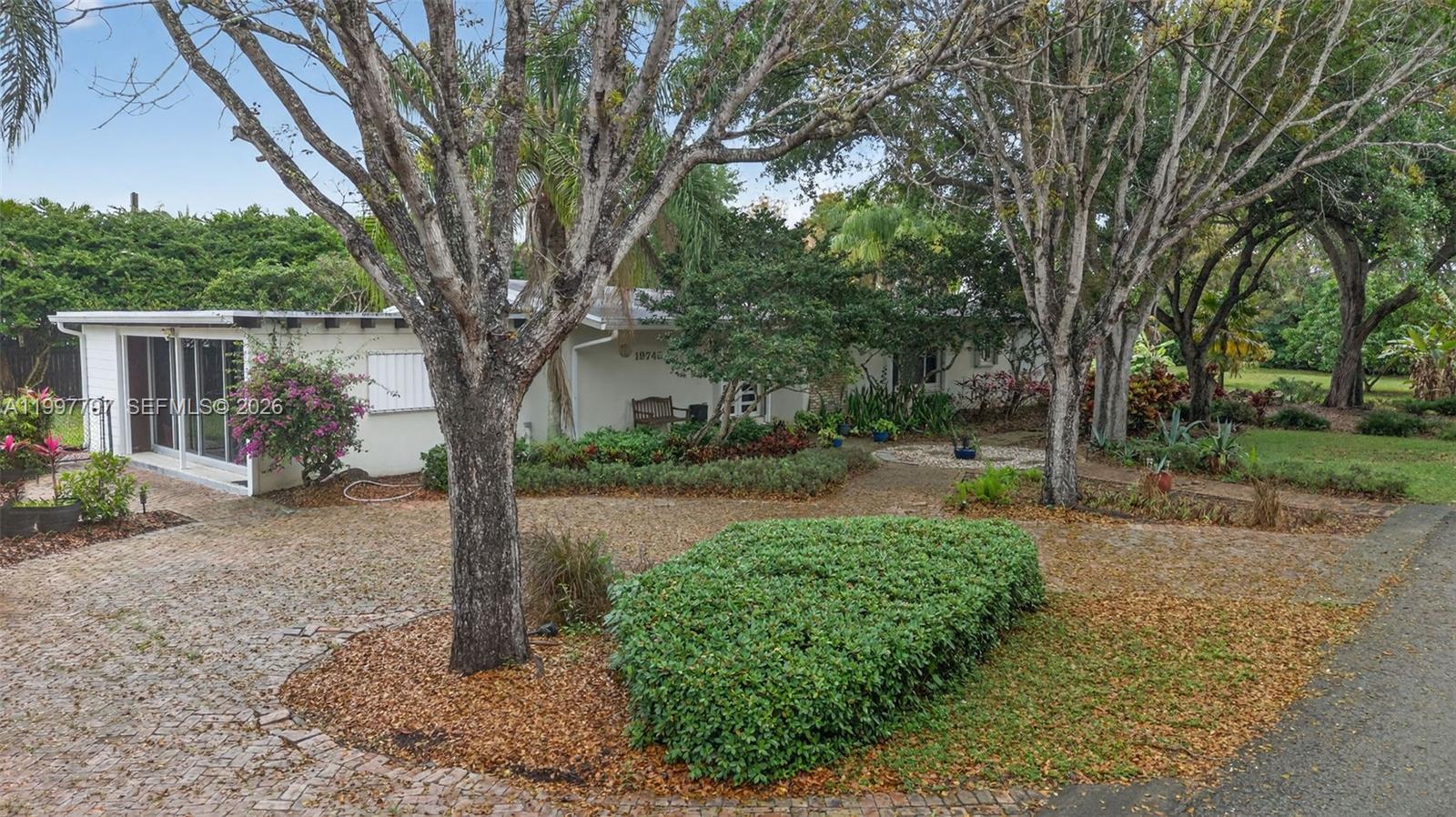 DIXIE PARK HEIGHTS - Residential