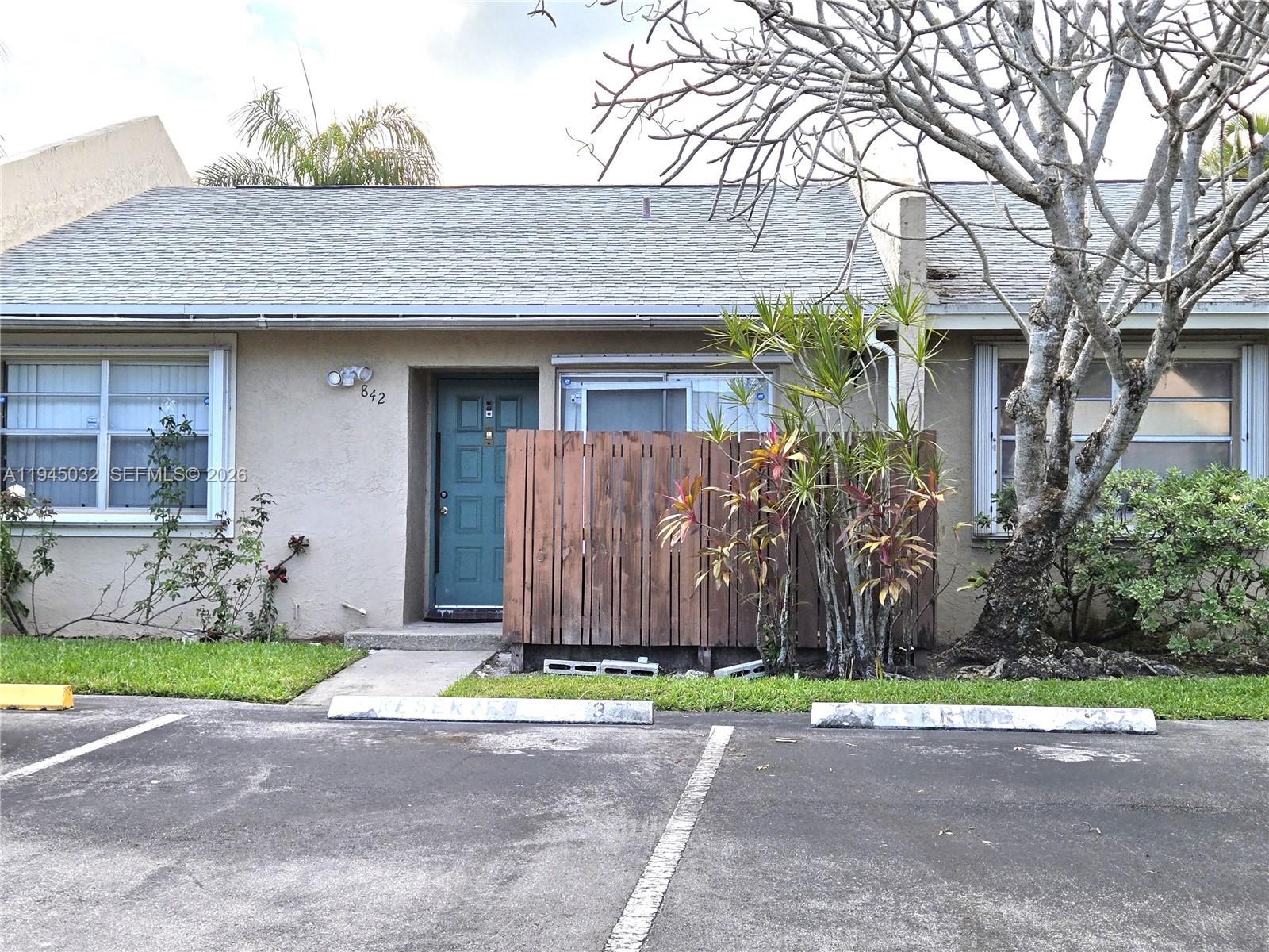 LAKEWOOD EAST SEC 1 - Residential