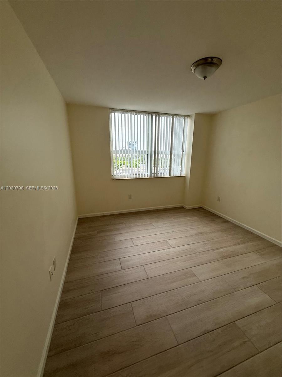 19501 W Country Club Dr 809