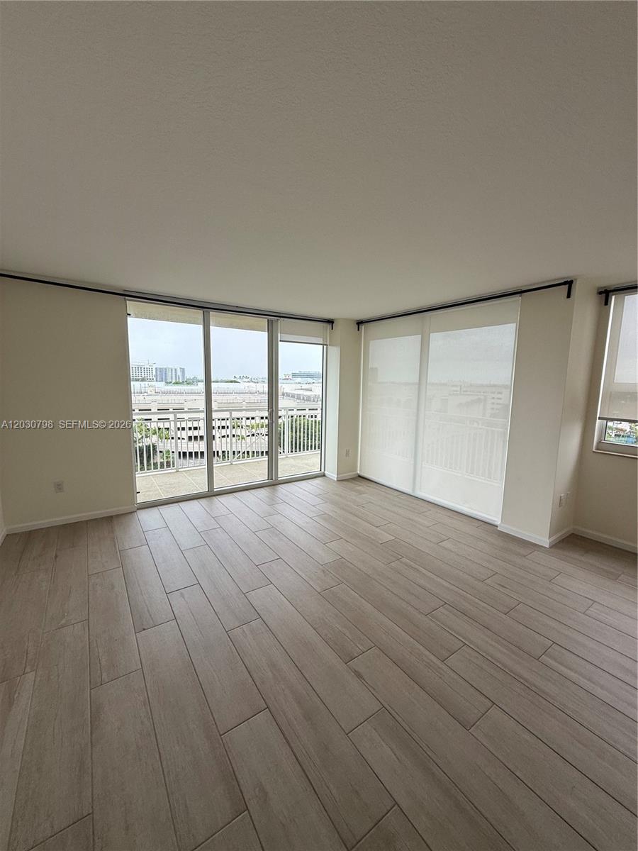 19501 W Country Club Dr 809