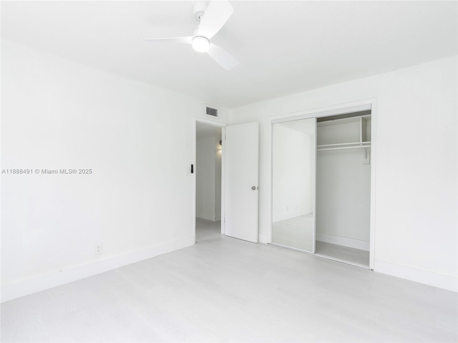 EVERGLADE LAND SALES CO - Residential Lease