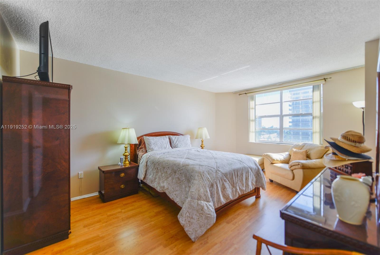 HEMISPHERES CONDO - Residential