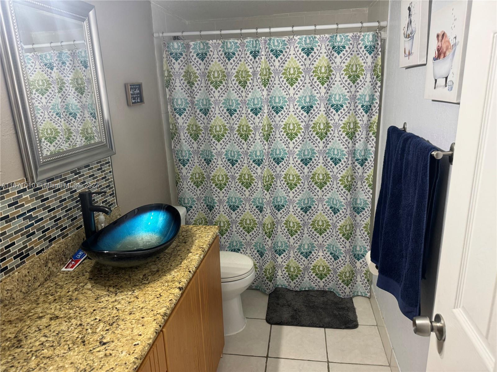 SPANISH TRACE CONDO - Residential