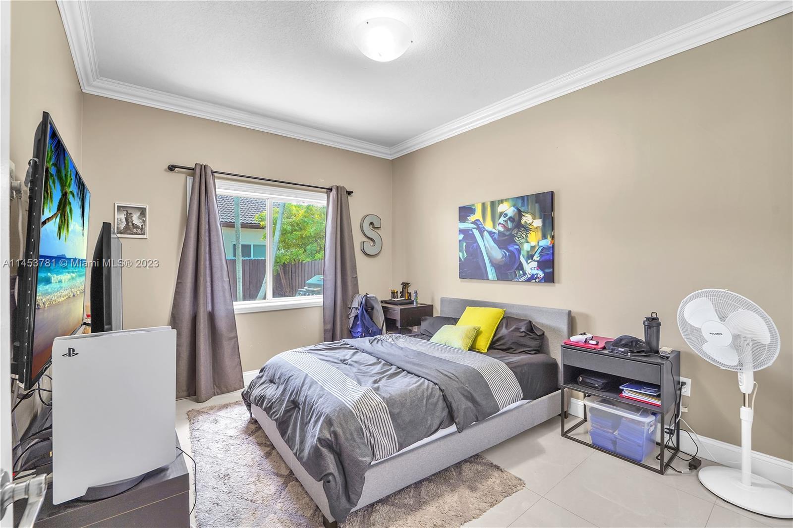 EFM ESTATES SECTIONS TWO - Residential