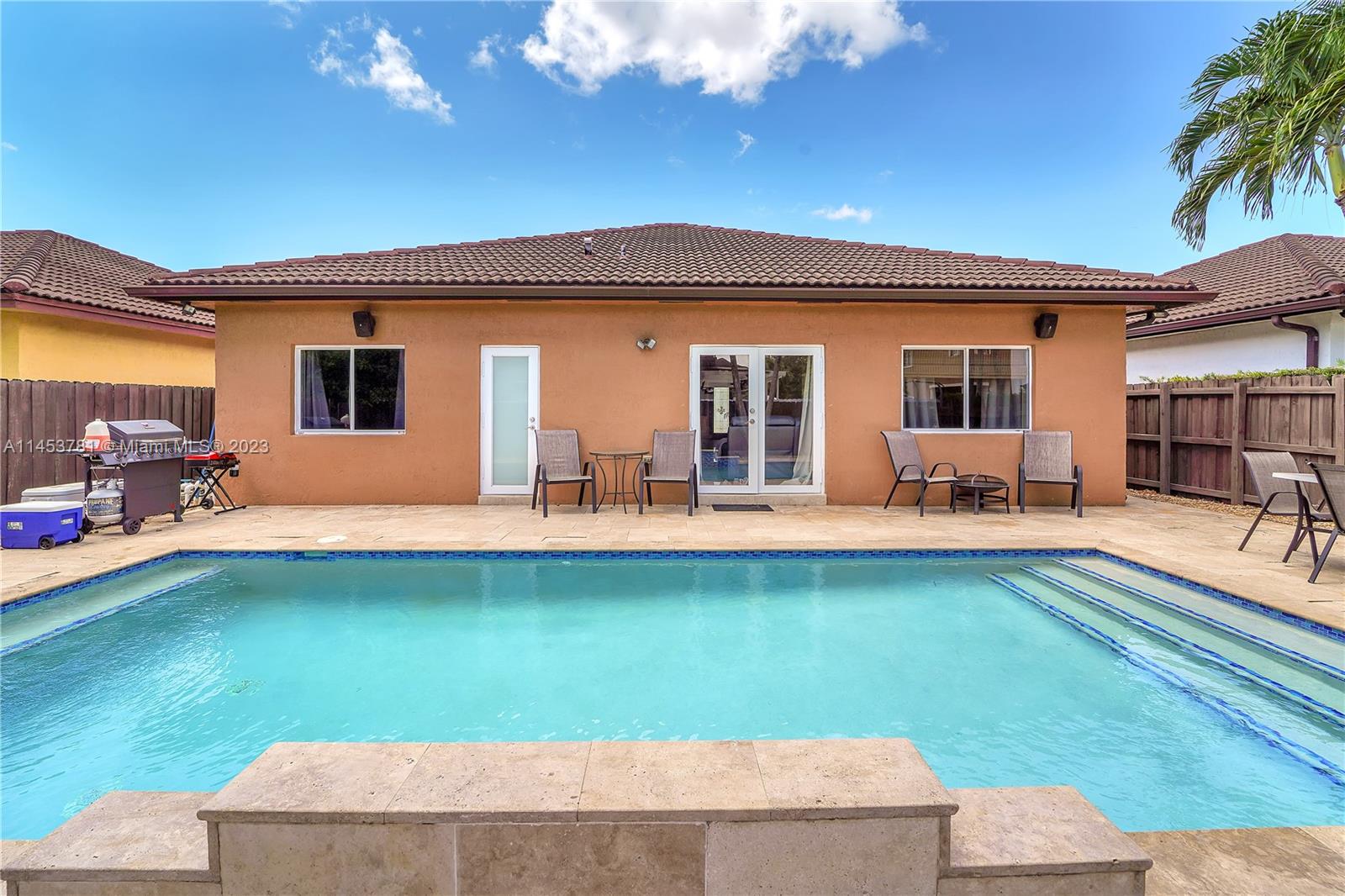 EFM ESTATES SECTIONS TWO - Residential