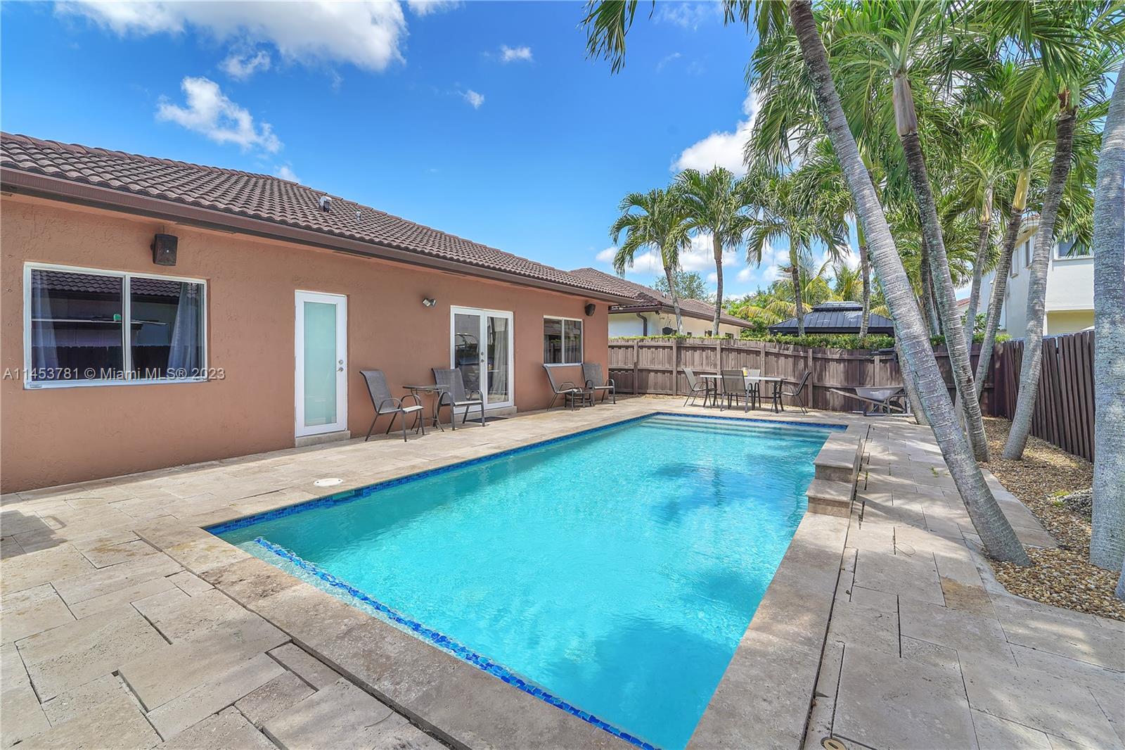 EFM ESTATES SECTIONS TWO - Residential