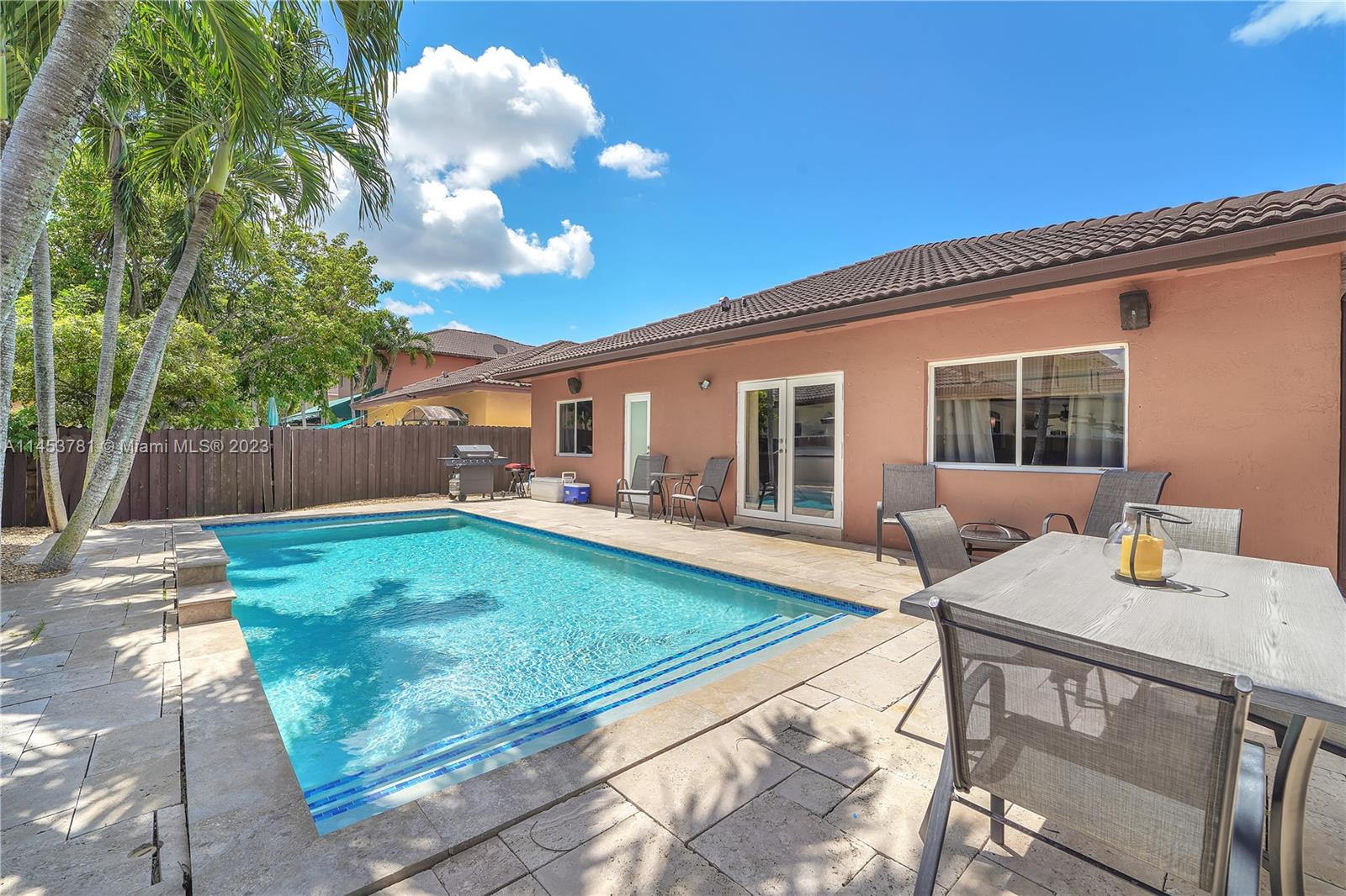 EFM ESTATES SECTIONS TWO - Residential