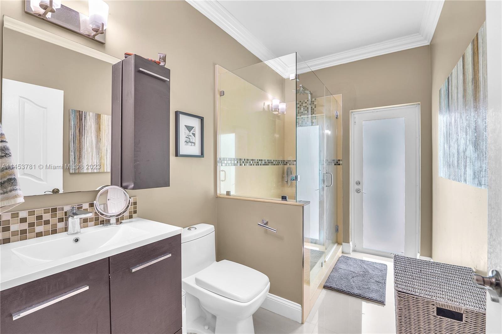 EFM ESTATES SECTIONS TWO - Residential