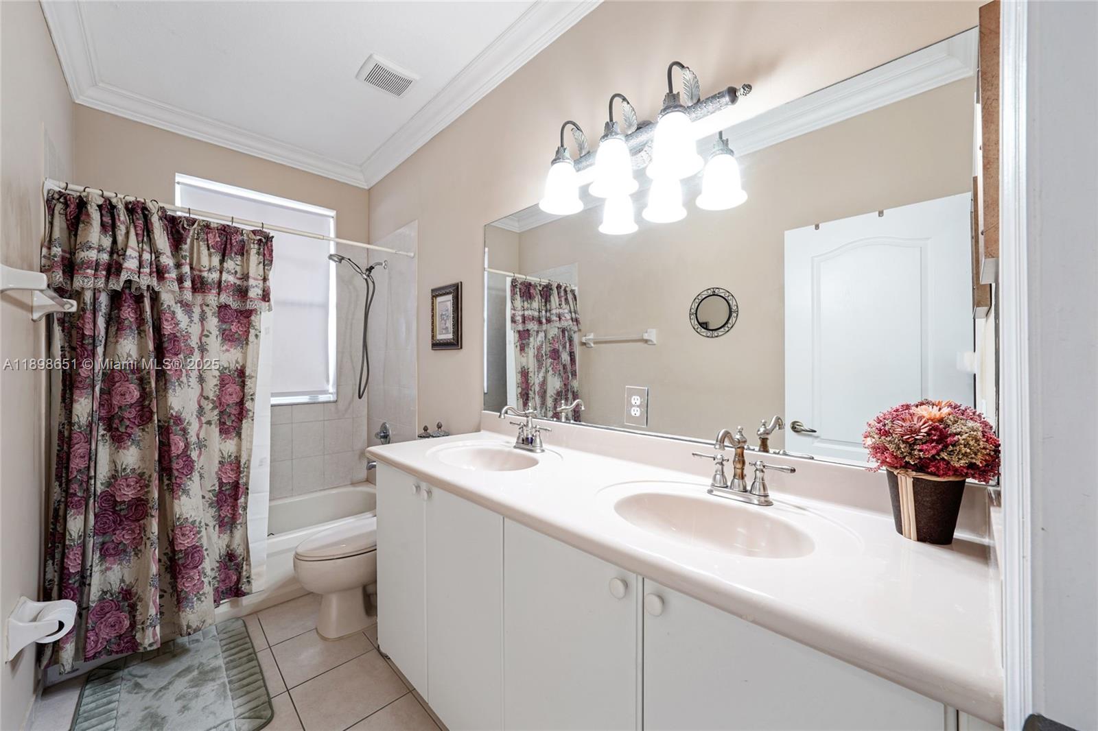 CENTURY ESTATES 1ST ADDN - Residential