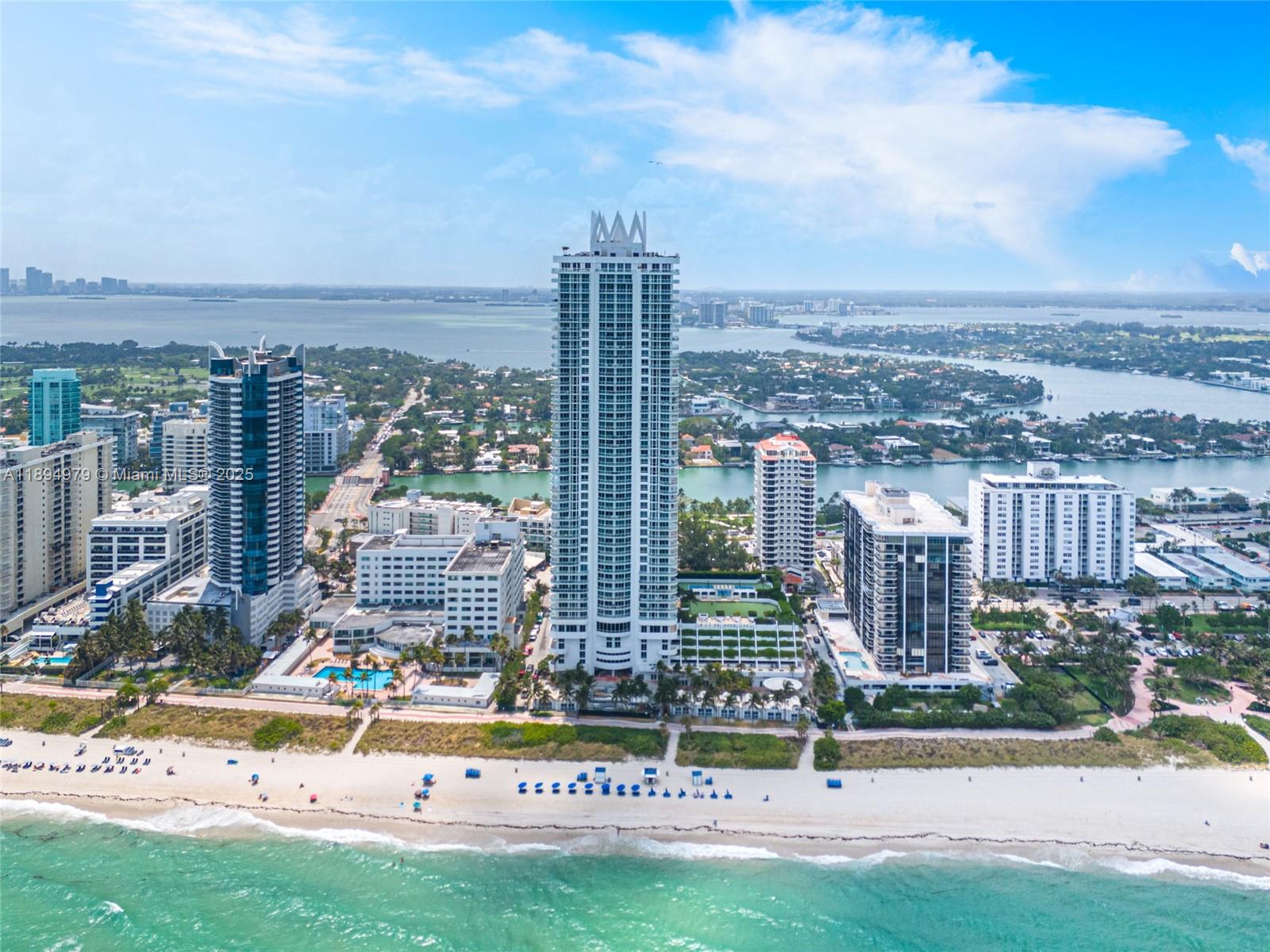 6365 Collins Ave 3011