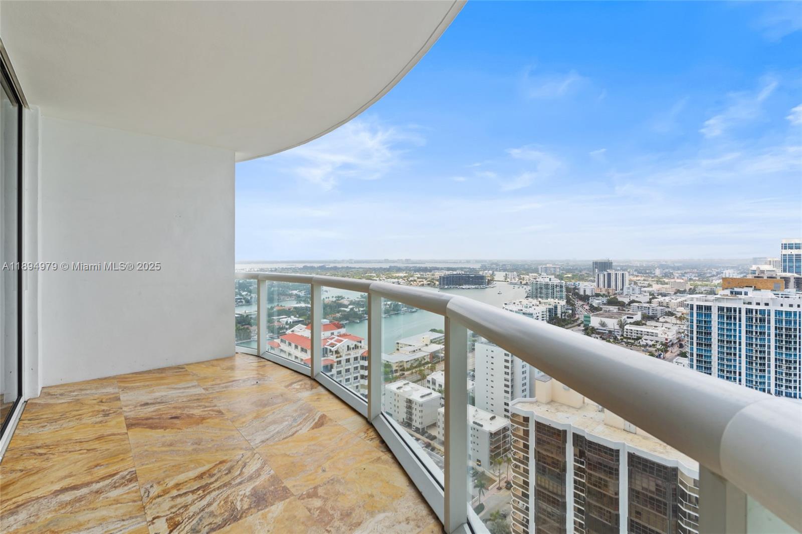 AKOYA CONDO - Residential Lease