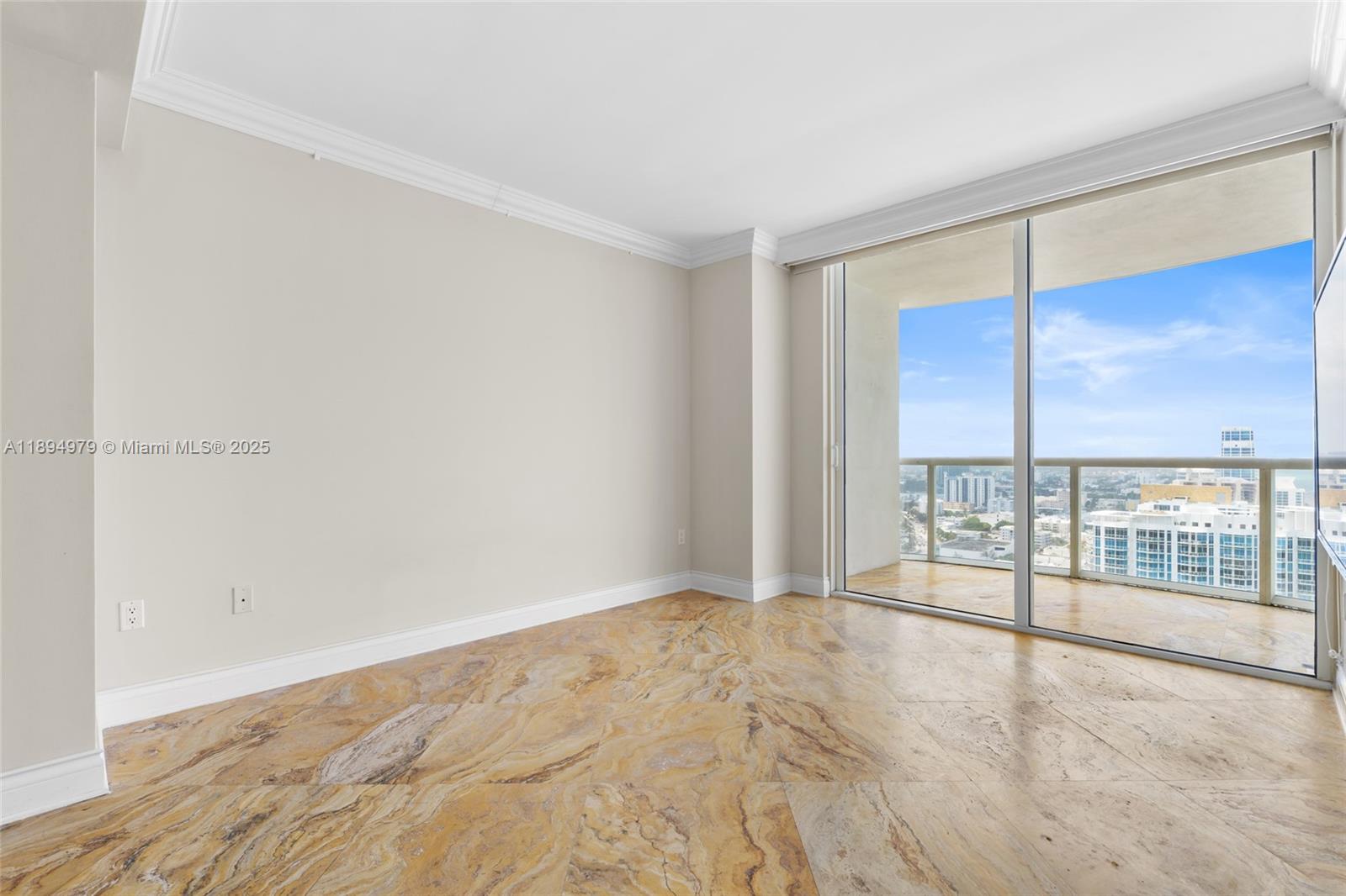 AKOYA CONDO - Residential Lease