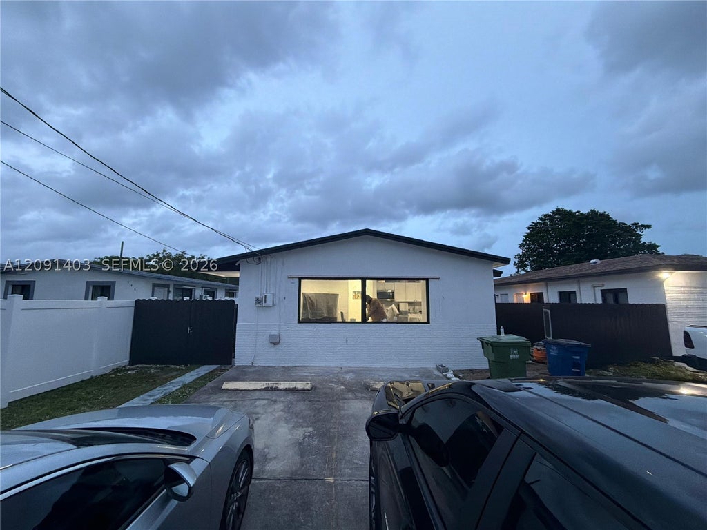 Photo of 504 NW 7th Ct #0, Hallandale Beach, FL 33009 (MLS # A12091403)