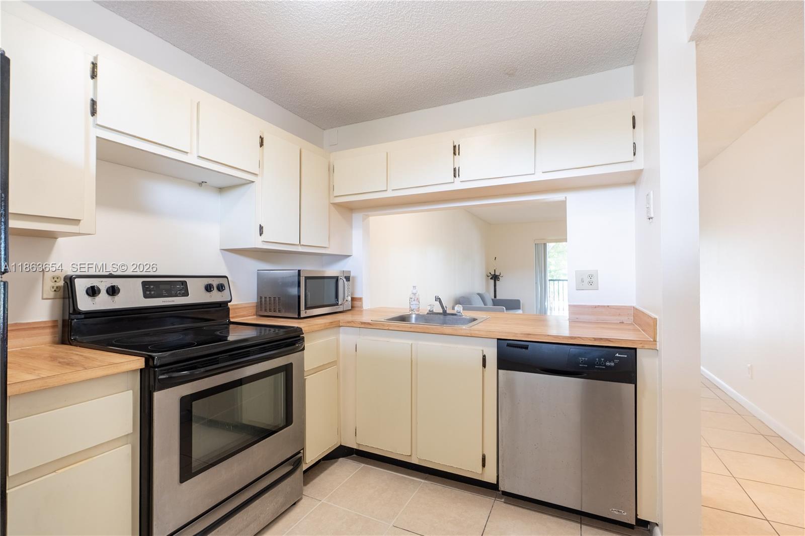 BELLA GRAND CONDO - Residential