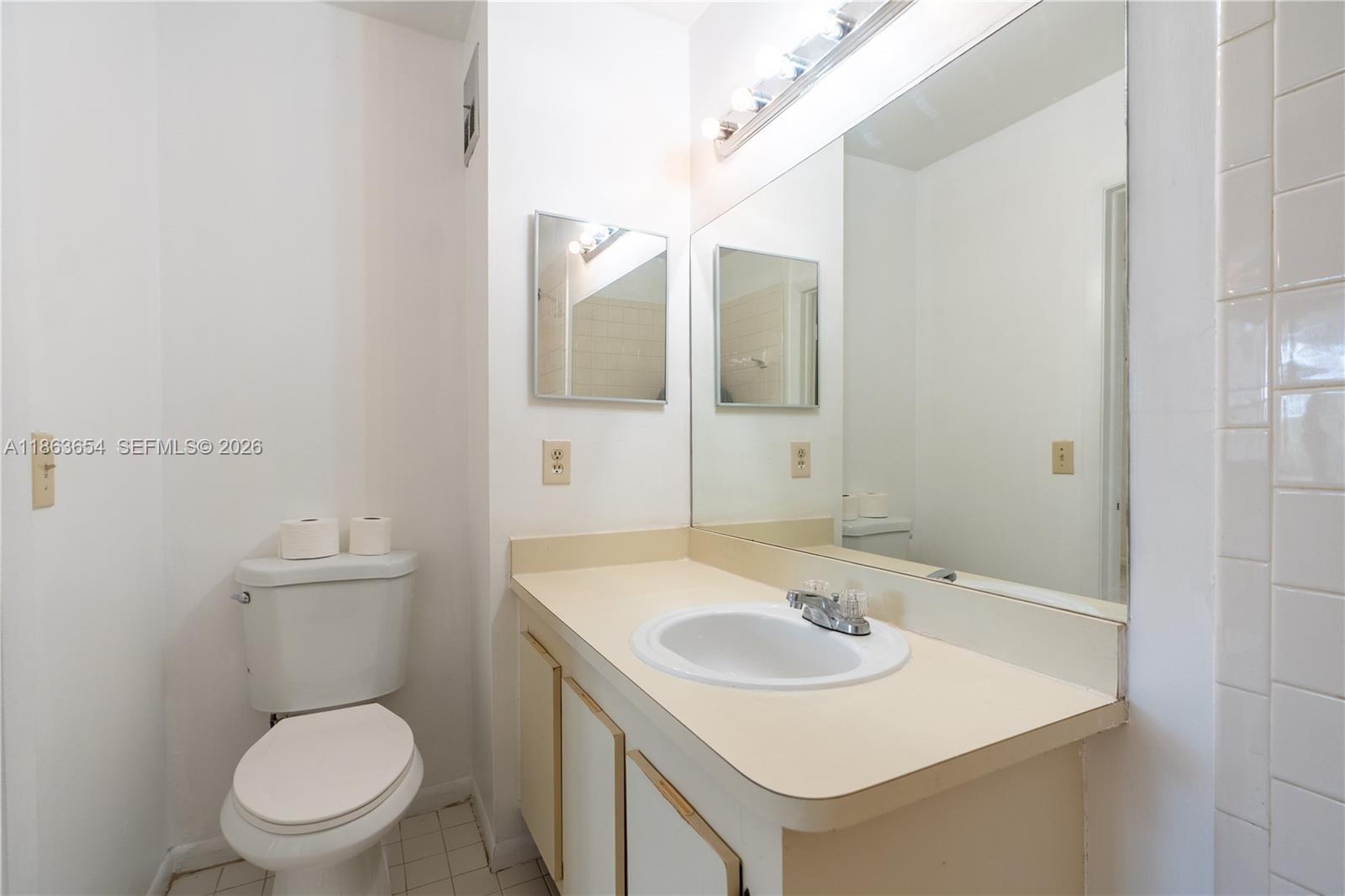 BELLA GRAND CONDO - Residential