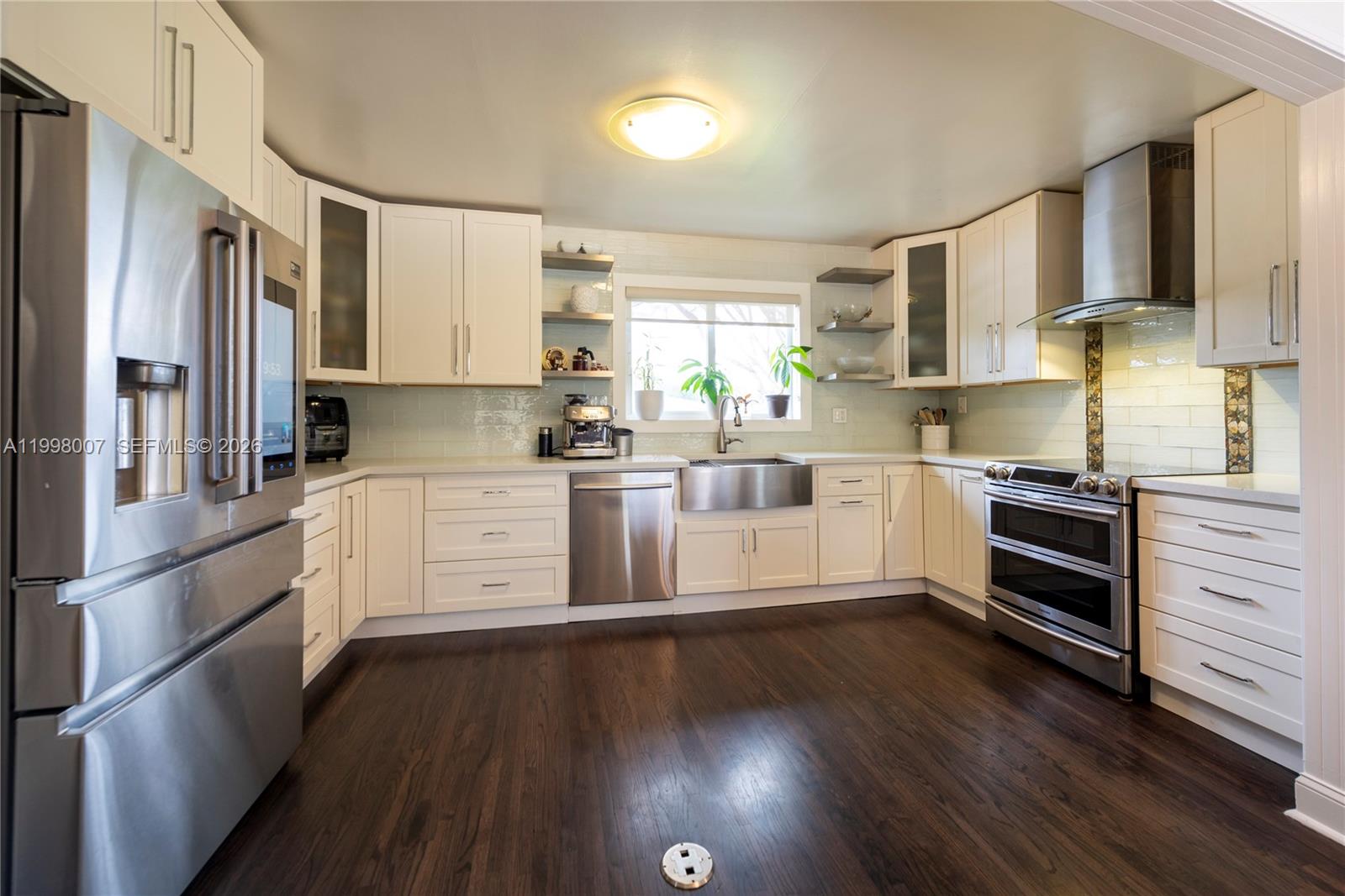 MEEKINS HILLS - Residential