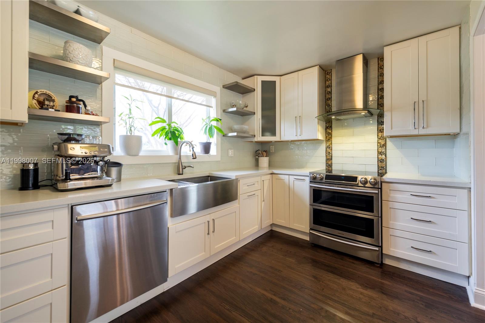 MEEKINS HILLS - Residential