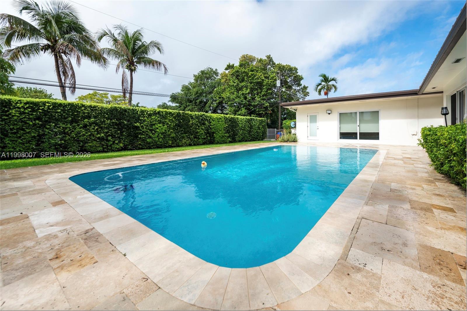 MEEKINS HILLS - Residential