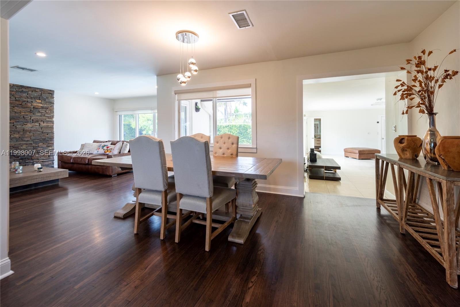 MEEKINS HILLS - Residential