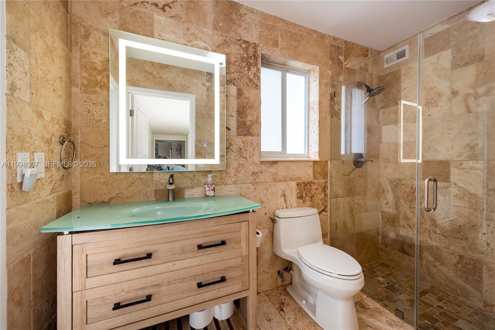 MEEKINS HILLS - Residential