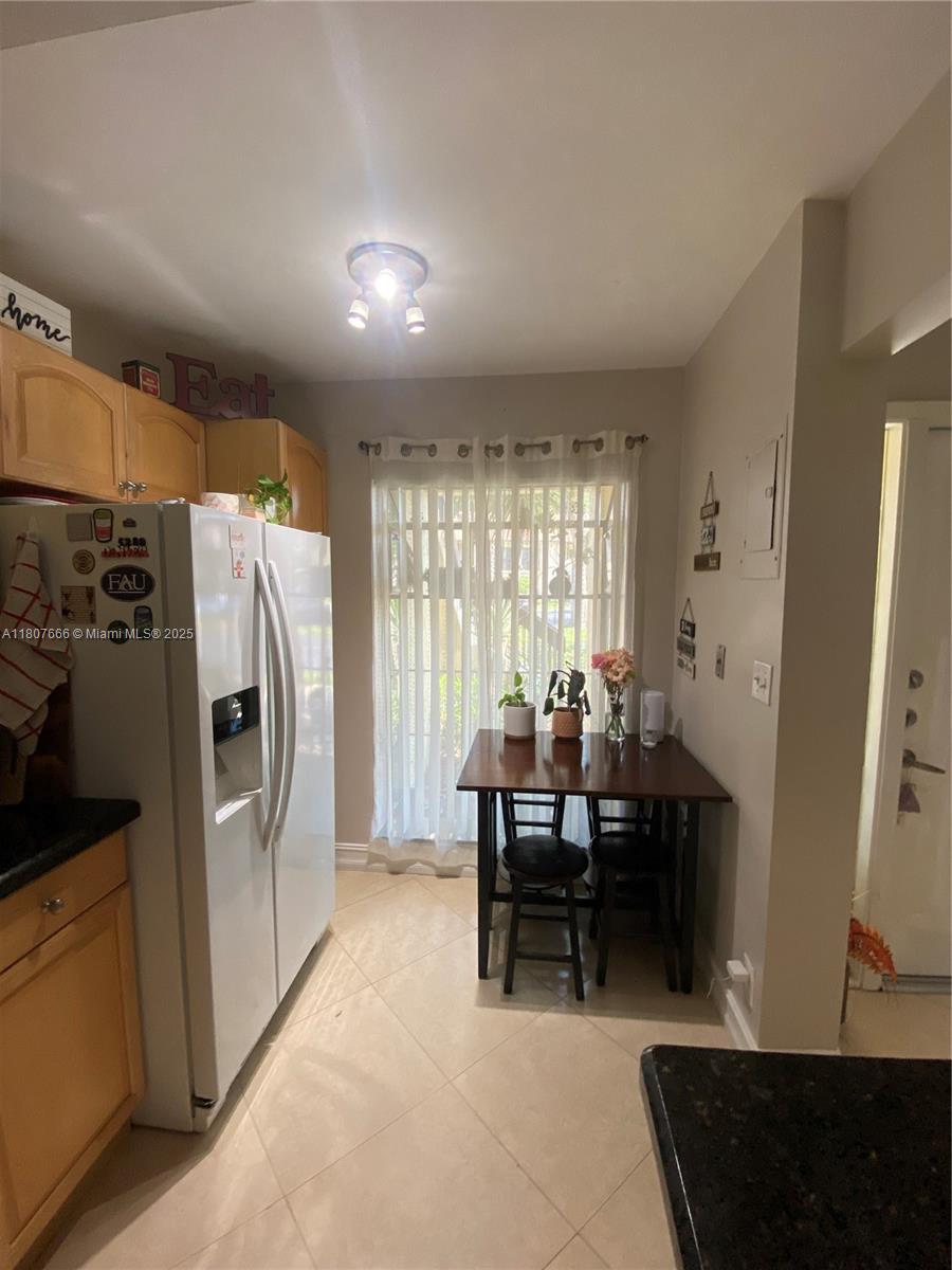 MEADOWRIDGE EAST CONDO - Residential