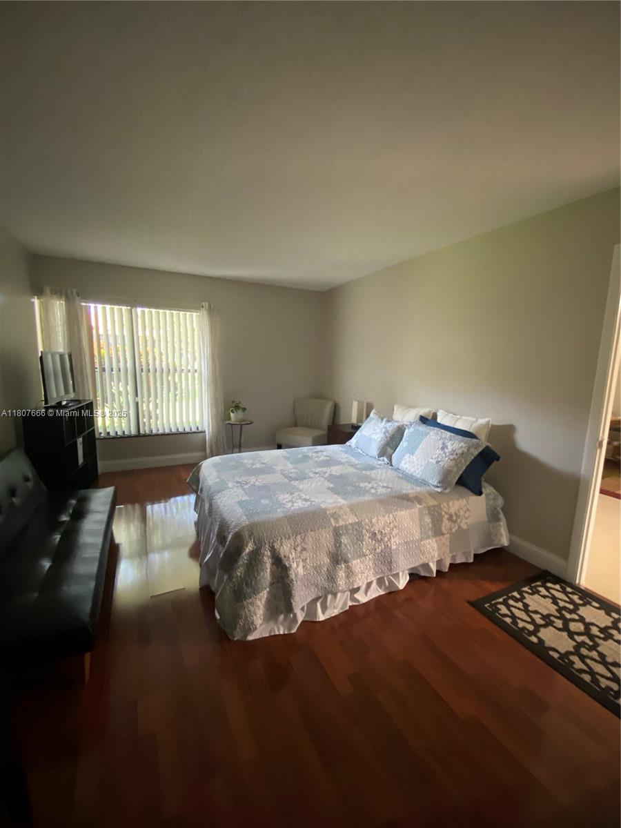MEADOWRIDGE EAST CONDO - Residential